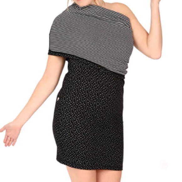 KSL Tina Reversible Dress size Medium so many different ways to wear it! (5) - Picture 2 of 9